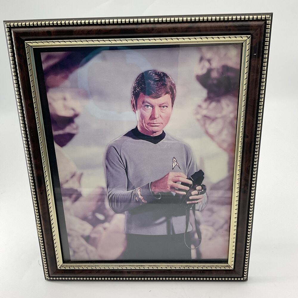 Deforest Kelley Dr Bones Mccoy Medical Tricorder Star Trek 8x10 PHOTO Framed